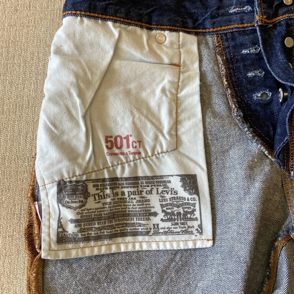 Levi's button-fly size 25 waist, cutoff denim shorts. - Picture 6 of 8